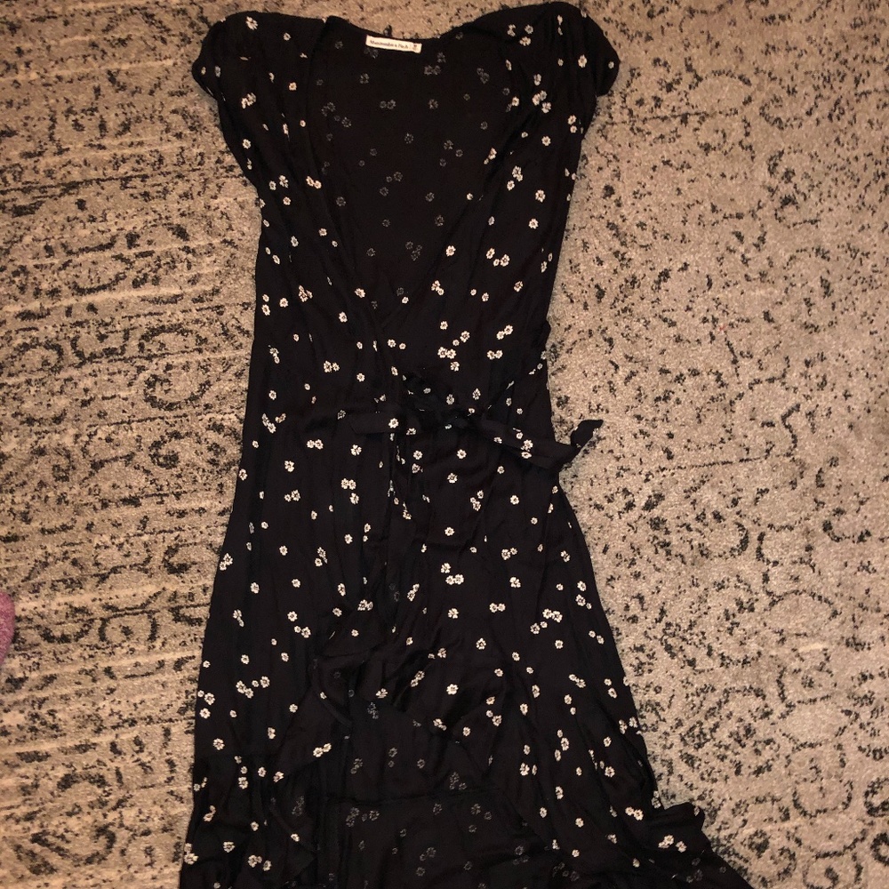 Abercrombie and Fitch Tie Dress